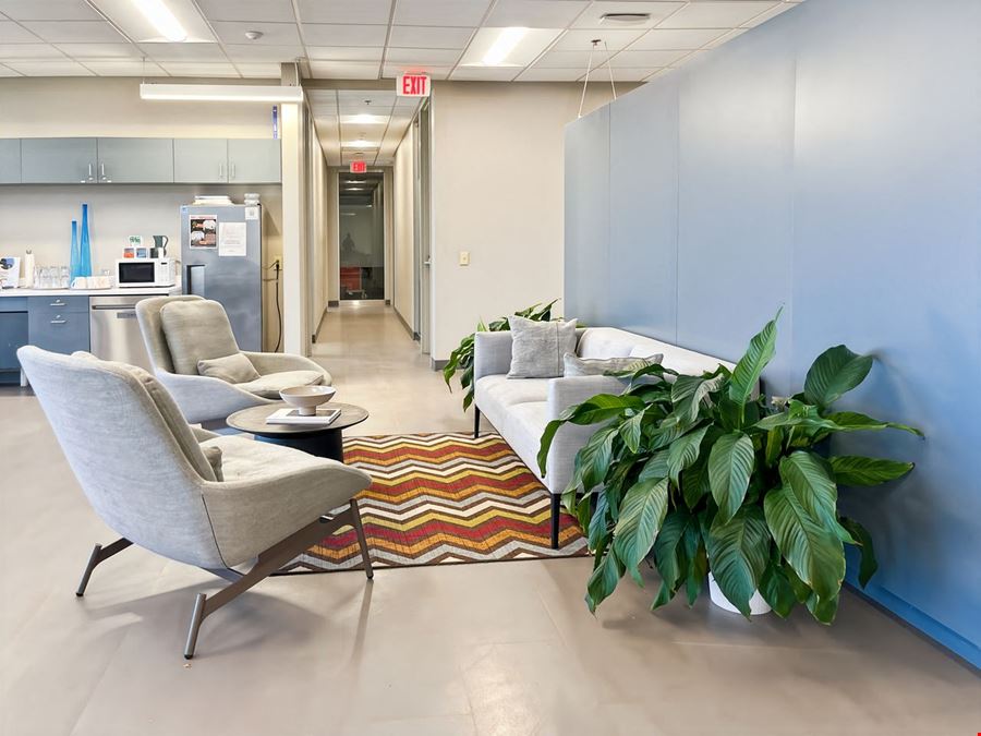 Regus - Tallahassee - Monroe St