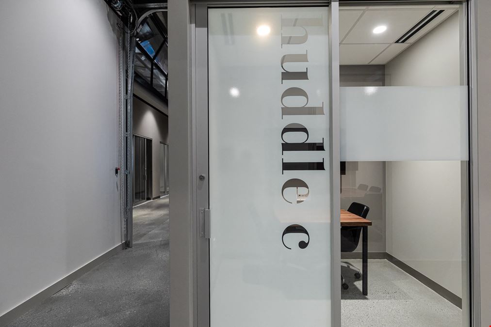 Huddle Room C