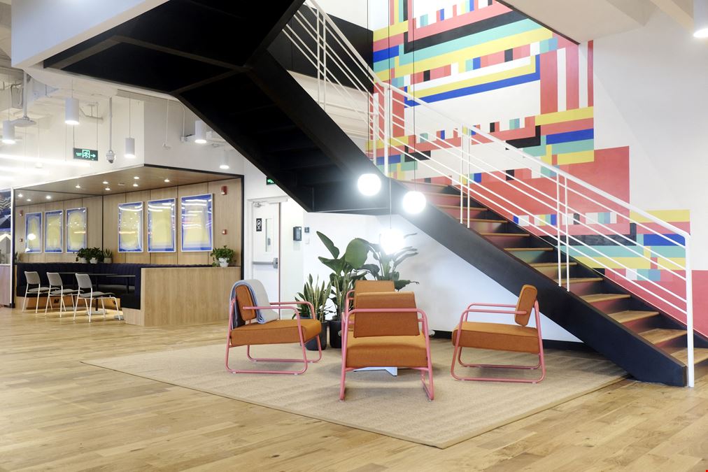 WeWork - China Overseas International Center