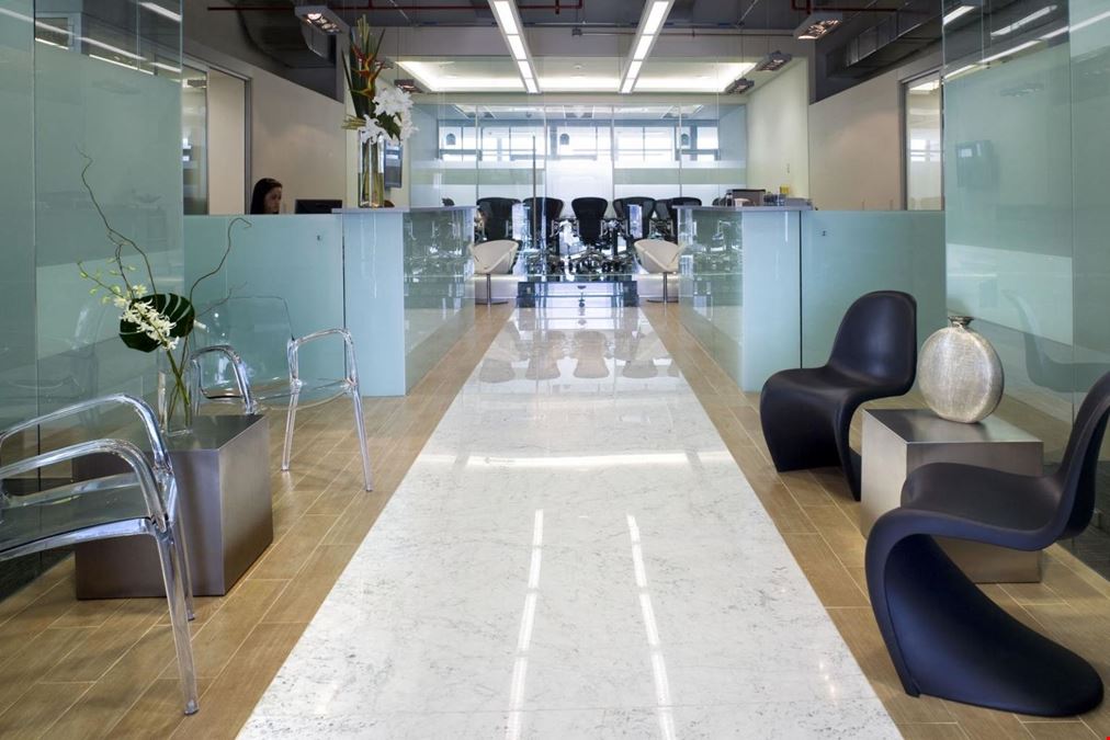 IOS OFFICES - Reforma 222