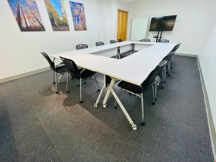 Kebler Meeting Room for 12 people