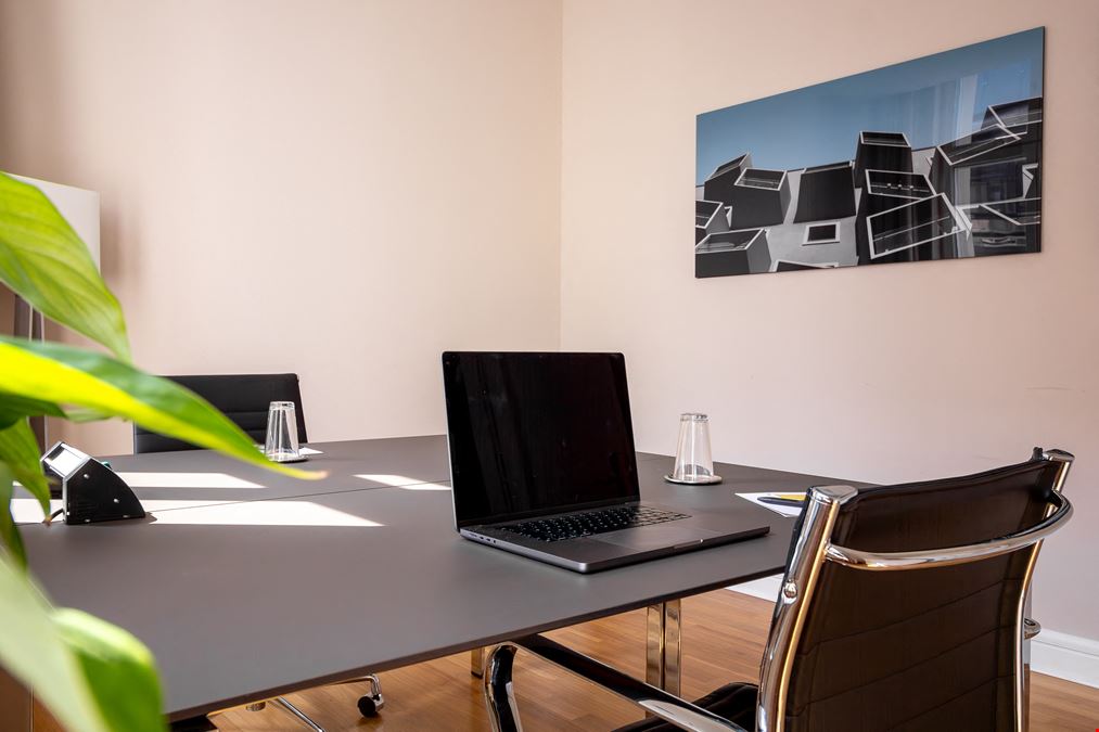 Office Club Friedrichstraße