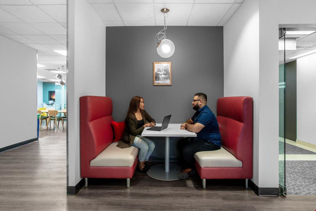 IL, Chicago - 401 North Michigan