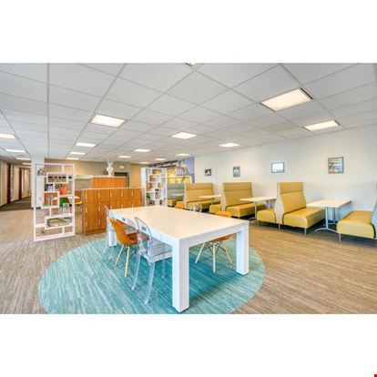 Preview of QC, Montreal - Rene Levesque Office space for Rent in Montreal 