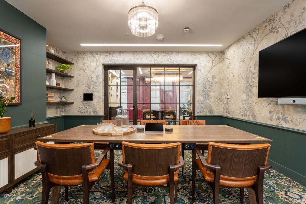 Landmark - 75 Grosvenor Street