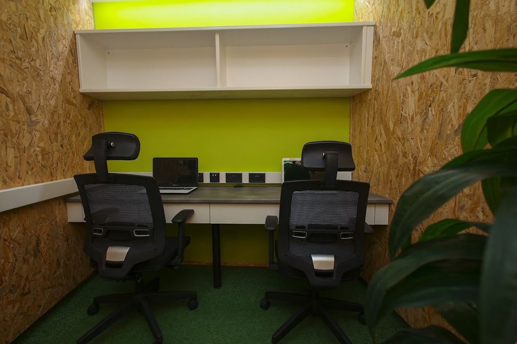 Maisy's Office House