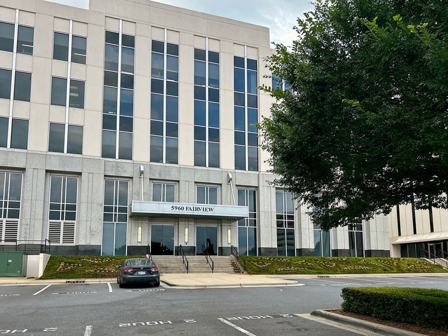 NC, Charlotte - Southpark Fairview