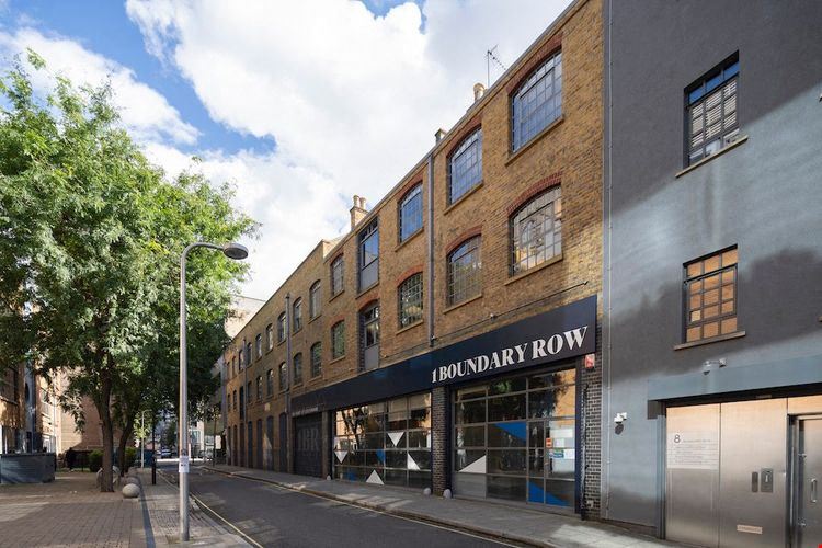 Kitt - 1 Boundary Row