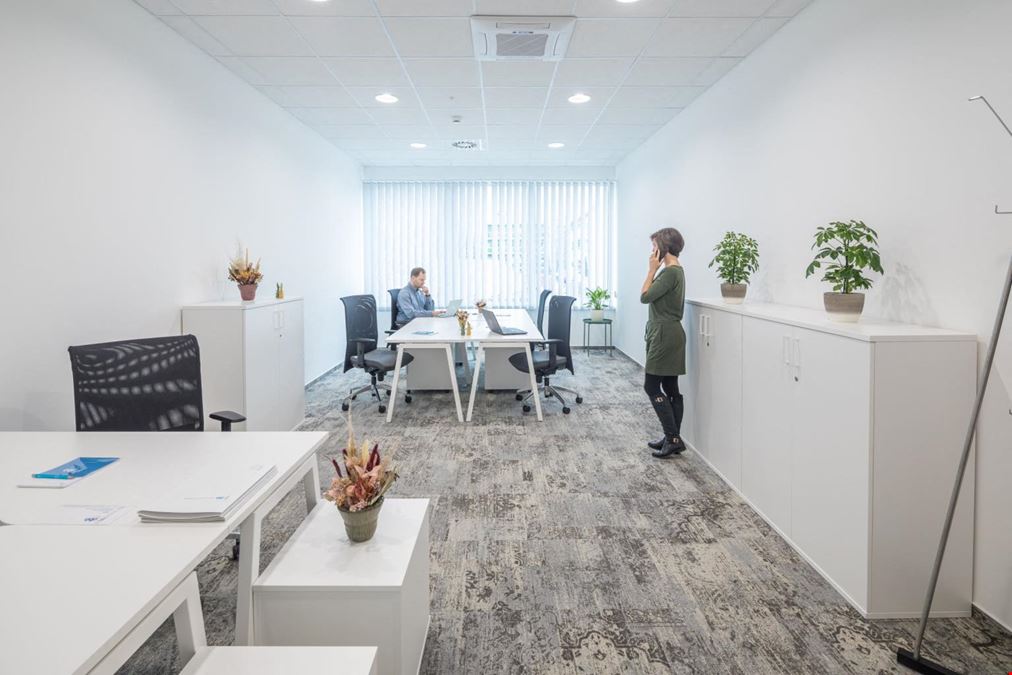 DBH Serviced Office - Agora