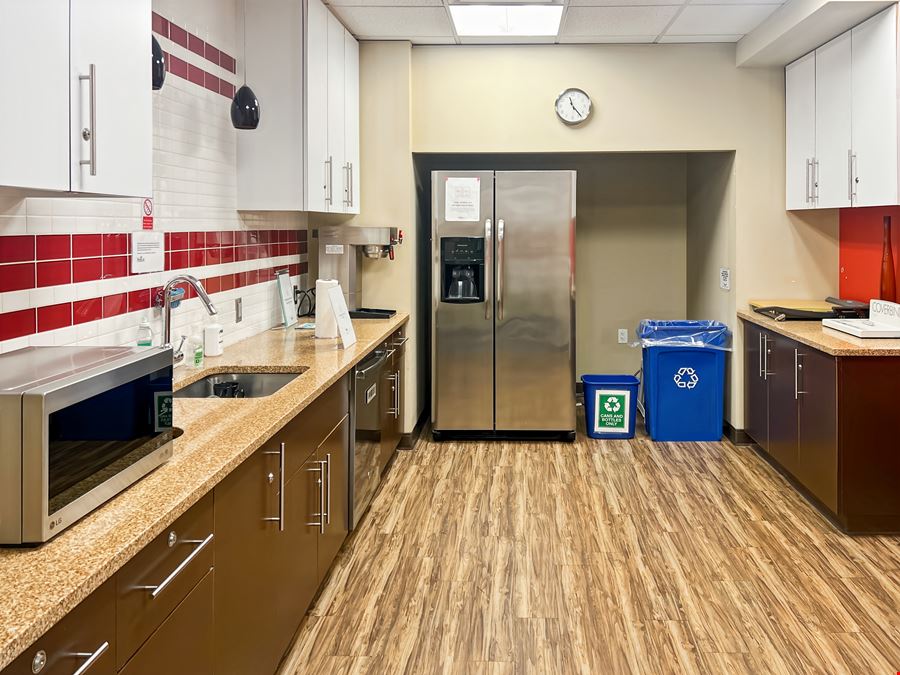 Regus - Kelowna - Landmark