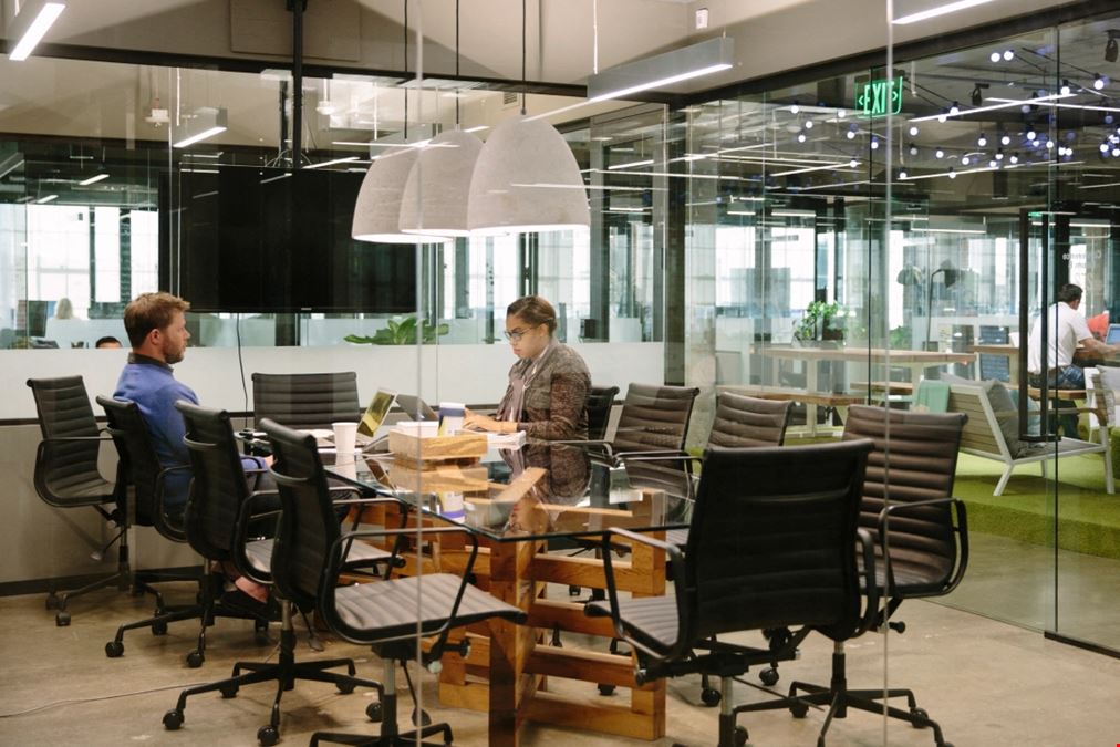 675 Ponce De Leon Avenue NE