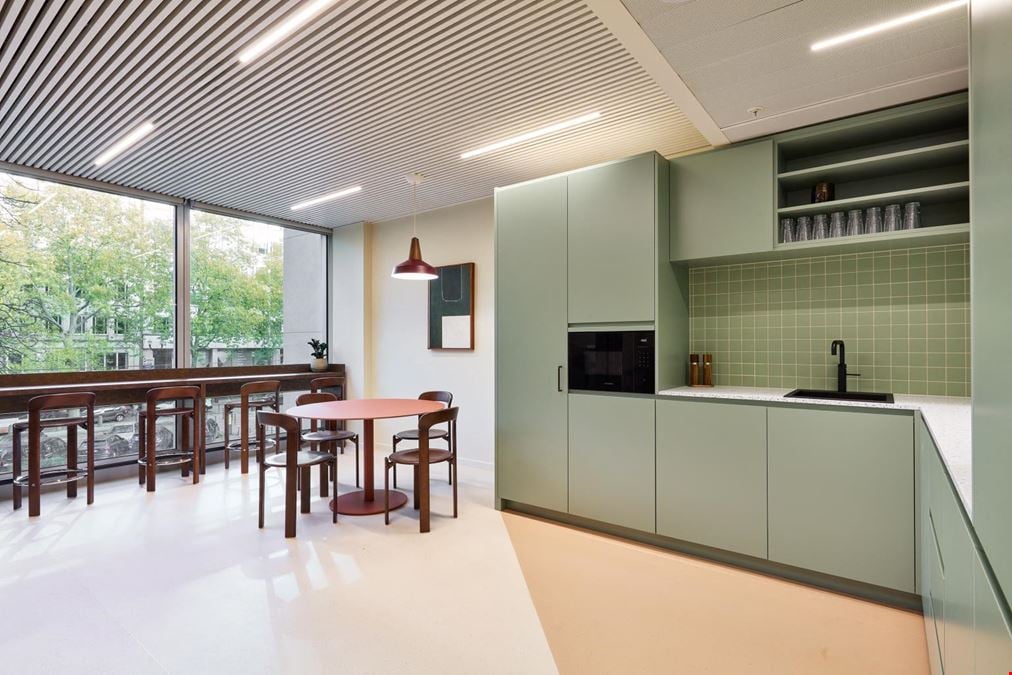 Clockwise Offices - Clockwise - Louise