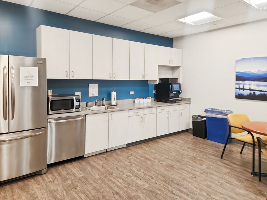Regus - Denver - N Broadway