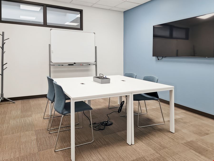 WI, West Allis - W Lincoln Ave