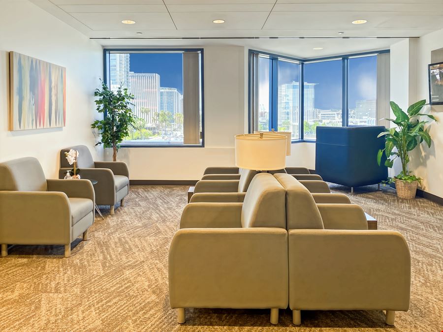 Regus - Long Beach – Landmark Square
