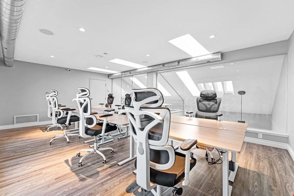 Private 1-8 Person Office with Balcony