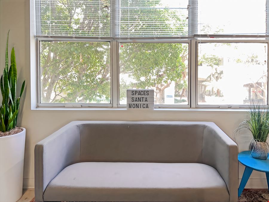 CA, Los Angeles - Spaces Santa Monica