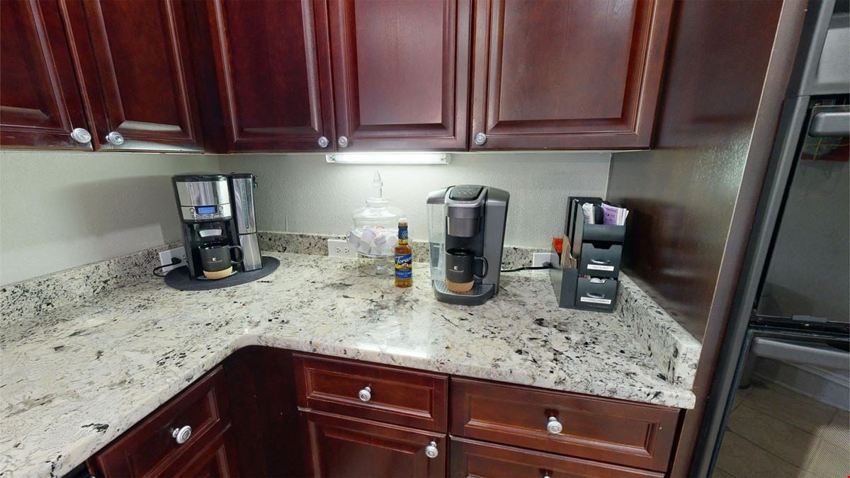 Apt CoWork at Retreat at Peachtree City - Open Seating