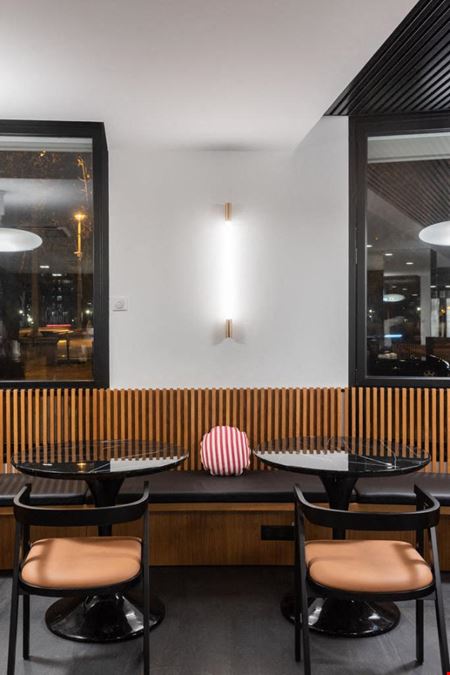 The Bureau - 16 Cours Albert 1er