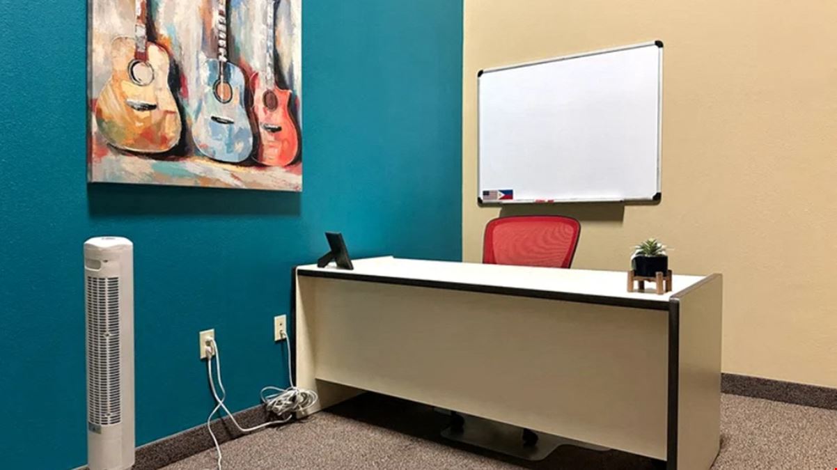 Private Day Office 133