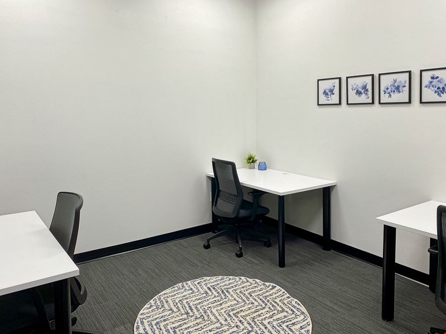 CA, San Ramon - Crow Canyon Plaza