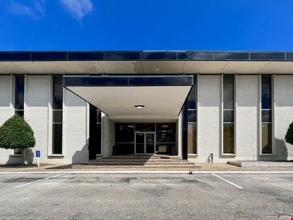 HQ - Buccaneer Ln