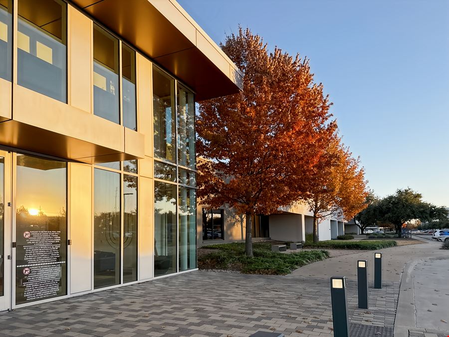 Spaces - Plano - Legacy Central