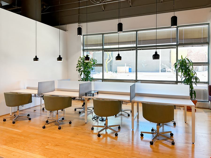 AZ, Scottsdale - Spaces Old Town Galleria