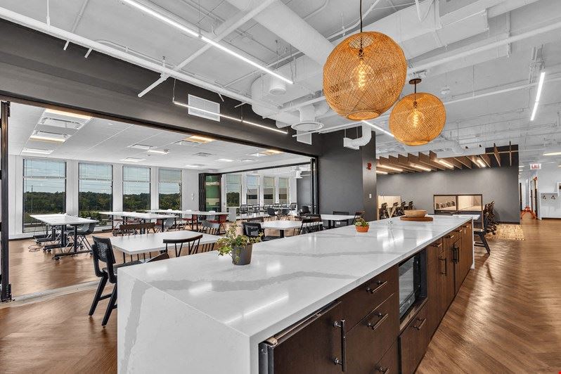 Venture X Rolling Meadows