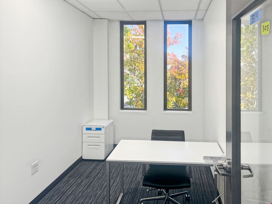 WA, Burien - 8th Ave