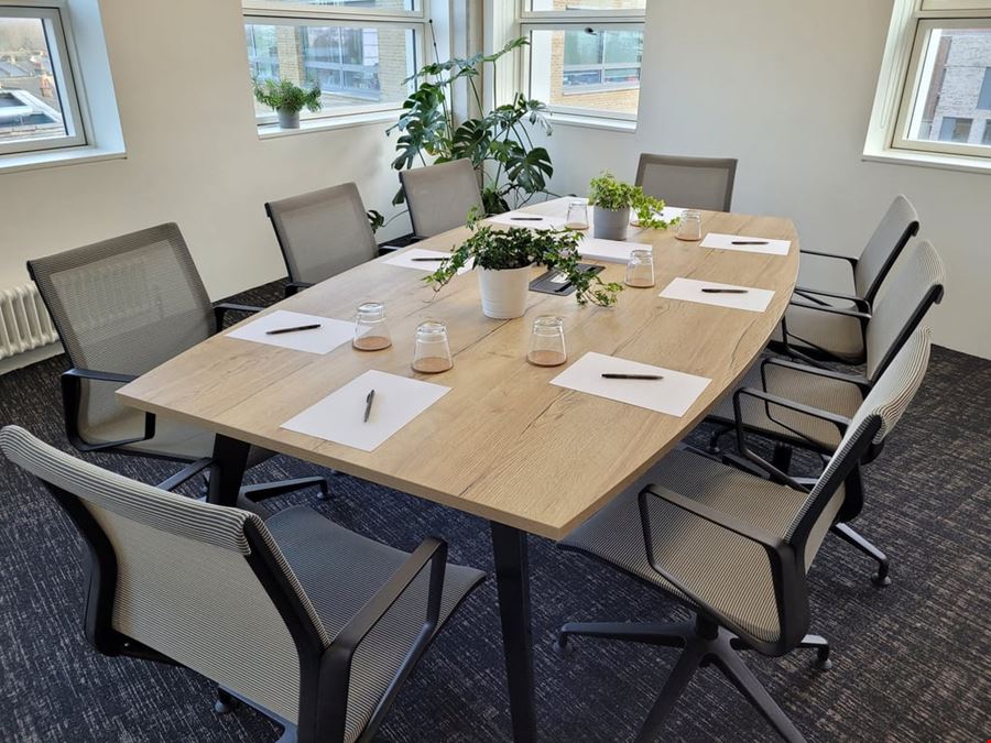 Divisible Space - One Sugar House Lane