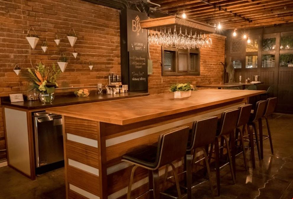 Birch Road - First Hill Clubhouse