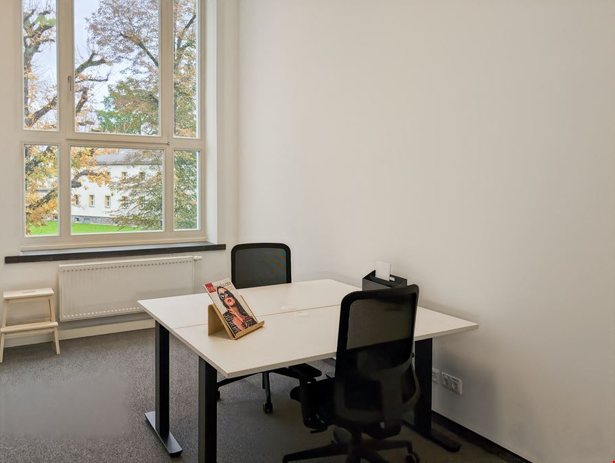 Regus - Europark