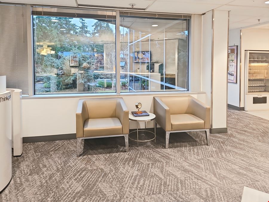 Regus - Bellevue - Ridgewood Corporate Square
