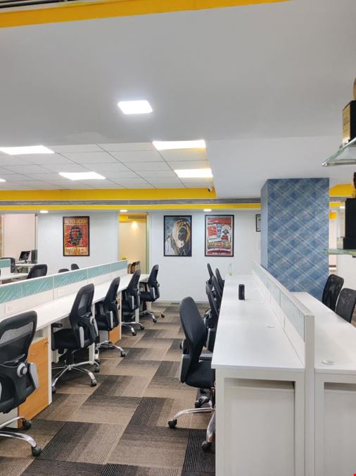 Community Coworks  - Solitaire Corporate Park