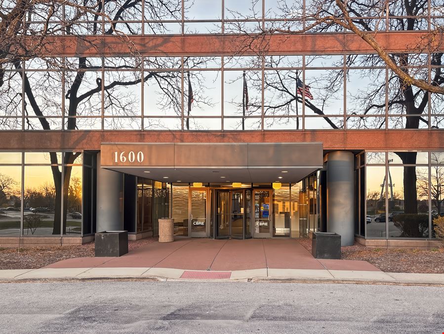 IL, Schaumburg - 1600 Corporate