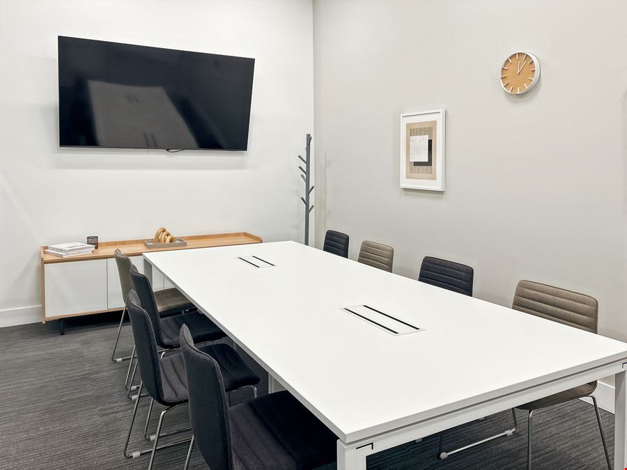 Regus - Medley - 72nd Ave