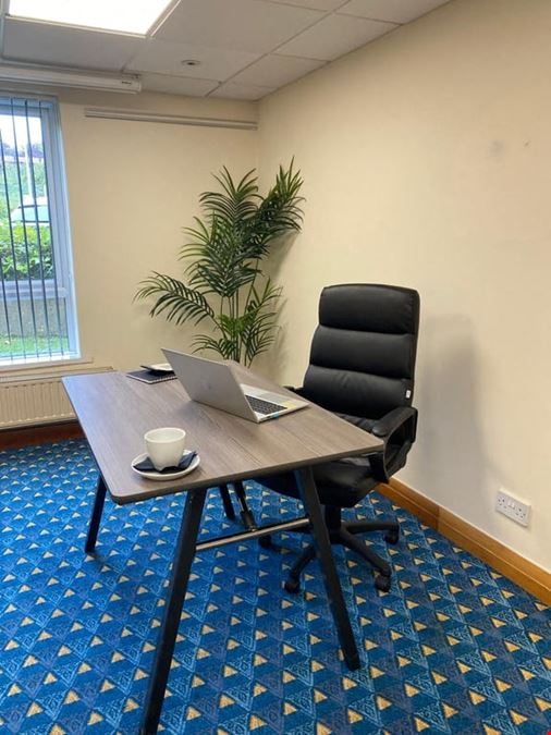 Mercure Cardiff North Hotel