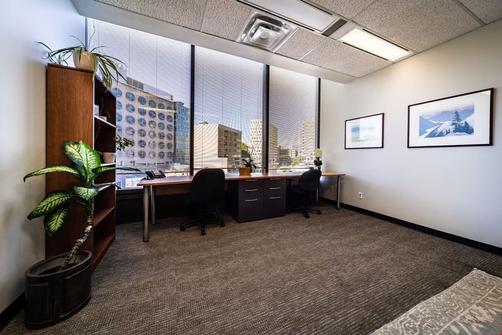 Office Suites on Broadway