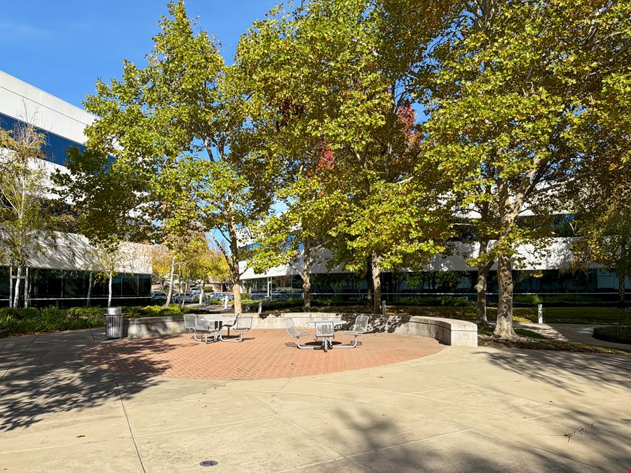 CA, Roseville - Douglas Blvd