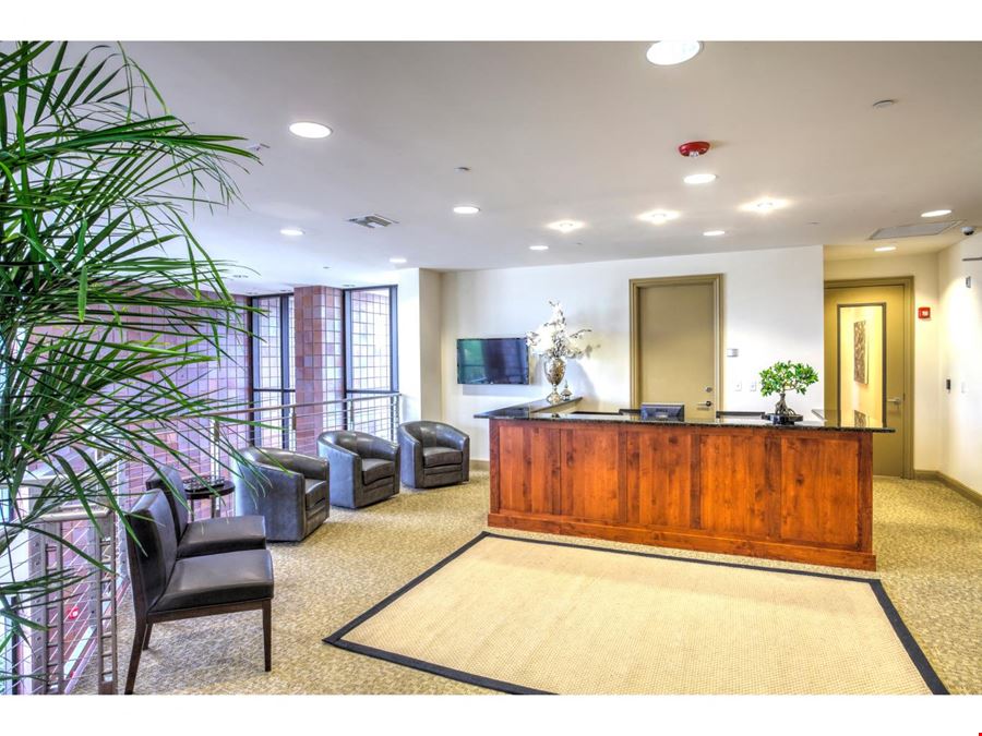 London Executive Office Suites,LLC