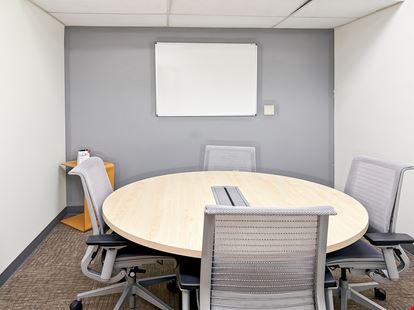 Regus - Bowling Green - 922 State Street