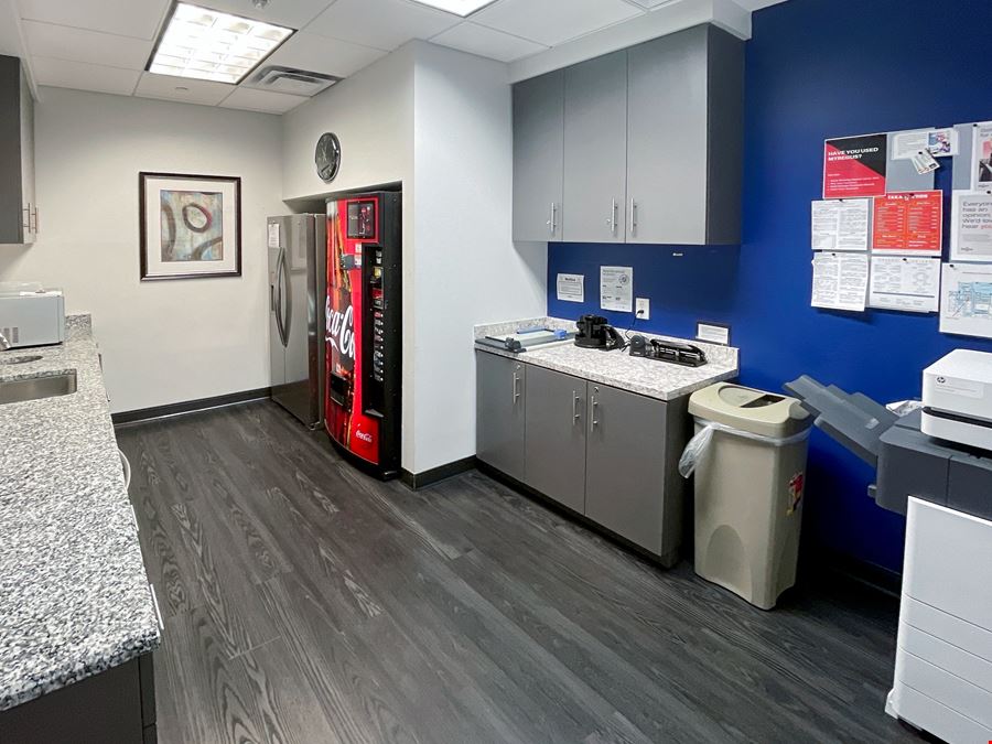 Regus - Austin - River Place