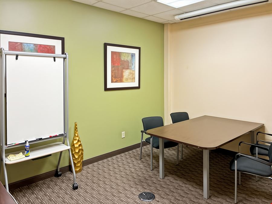 TX, Grapevine - Vineyard Centre II