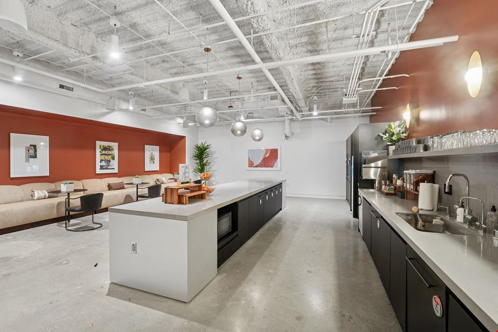 1100 Dexter Avenue North