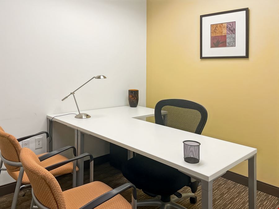 WA, Mountlake Terrace - Redstone Corporate Center