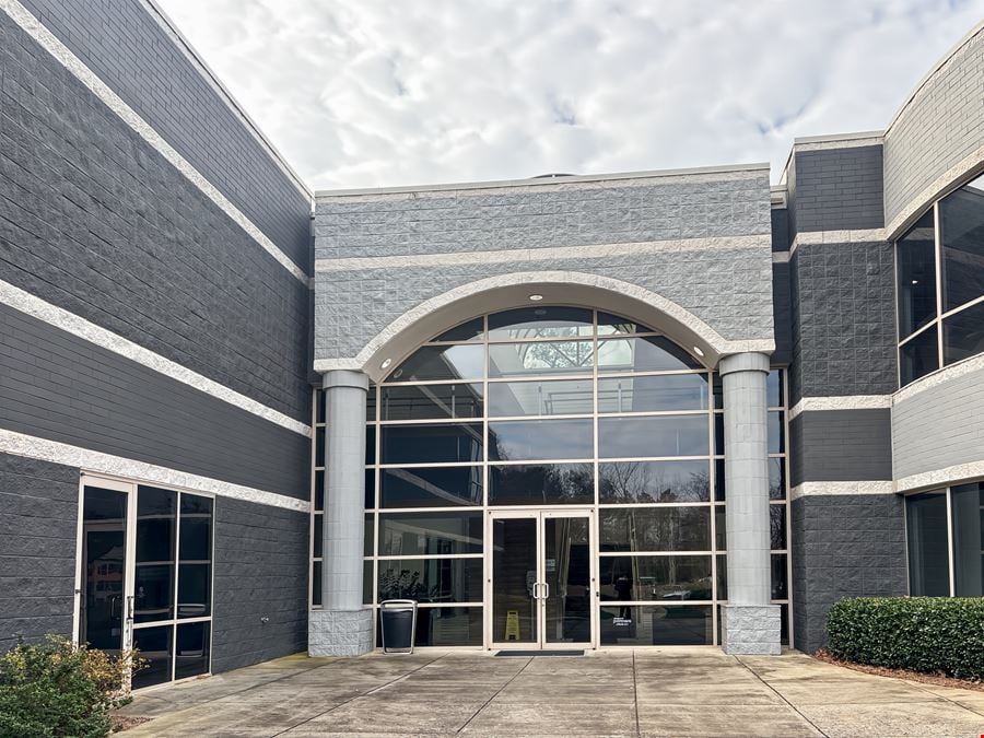 Regus - Peachtree Corners