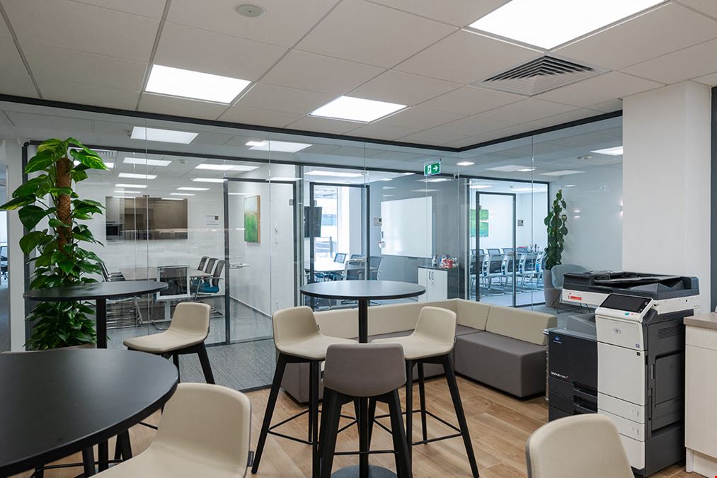 House Of Business - Budapest, MOM Park