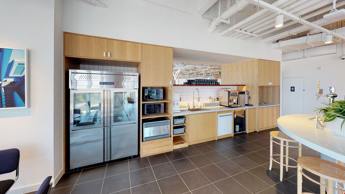 AVIC Industrial Finance Building