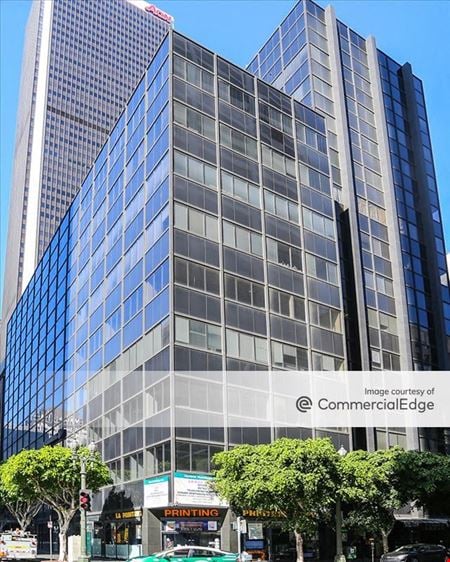Preview of 611 Wilshire Boulevard Coworking space for Rent in Los Angeles